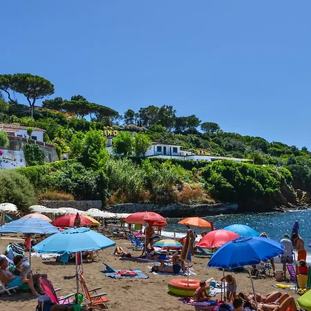 - Monolocale Sul Mare Apartment